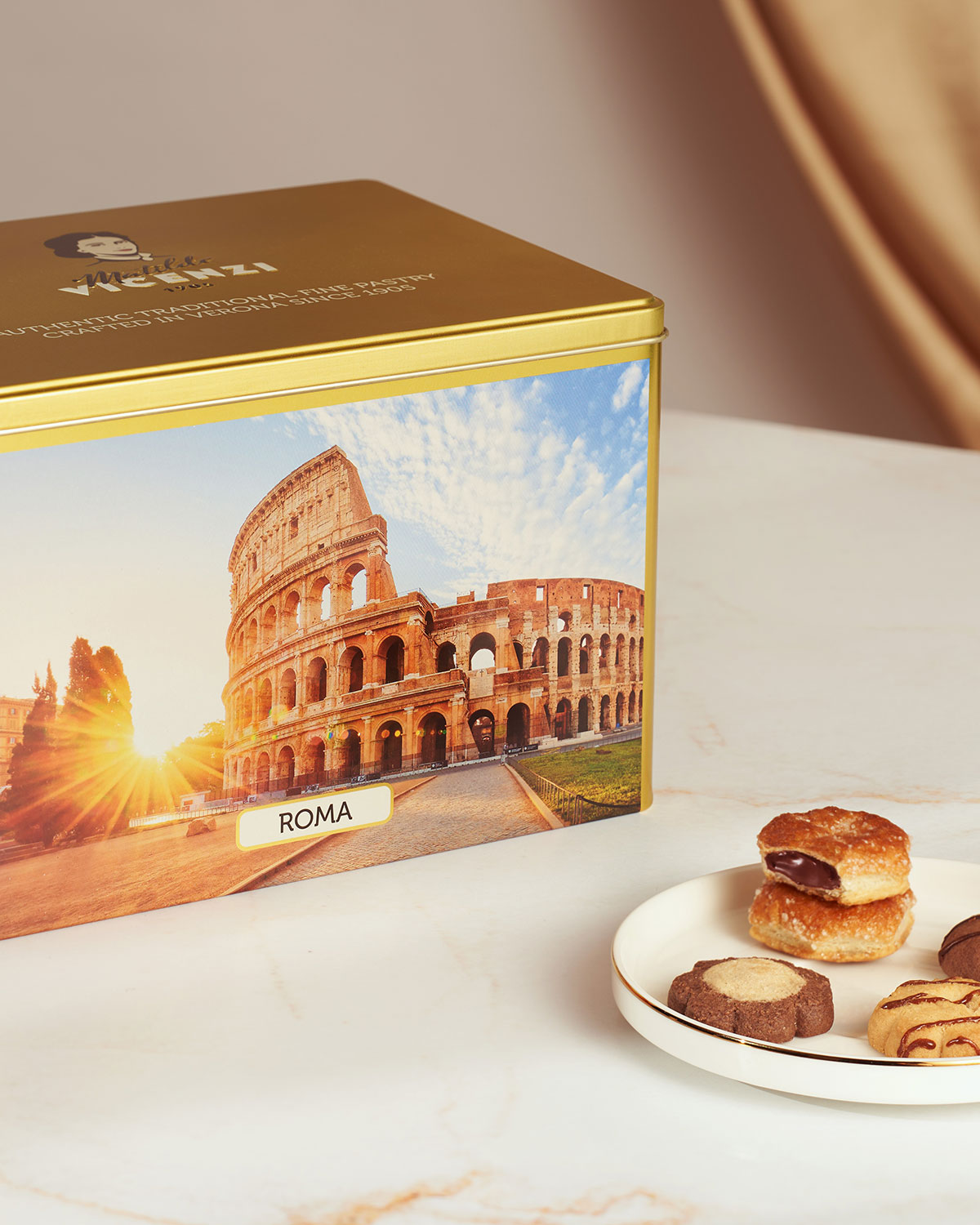 https://www.matildevicenzi.com/ca/wp-content/uploads/sites/20/2024/07/gift-tins-cover.jpg